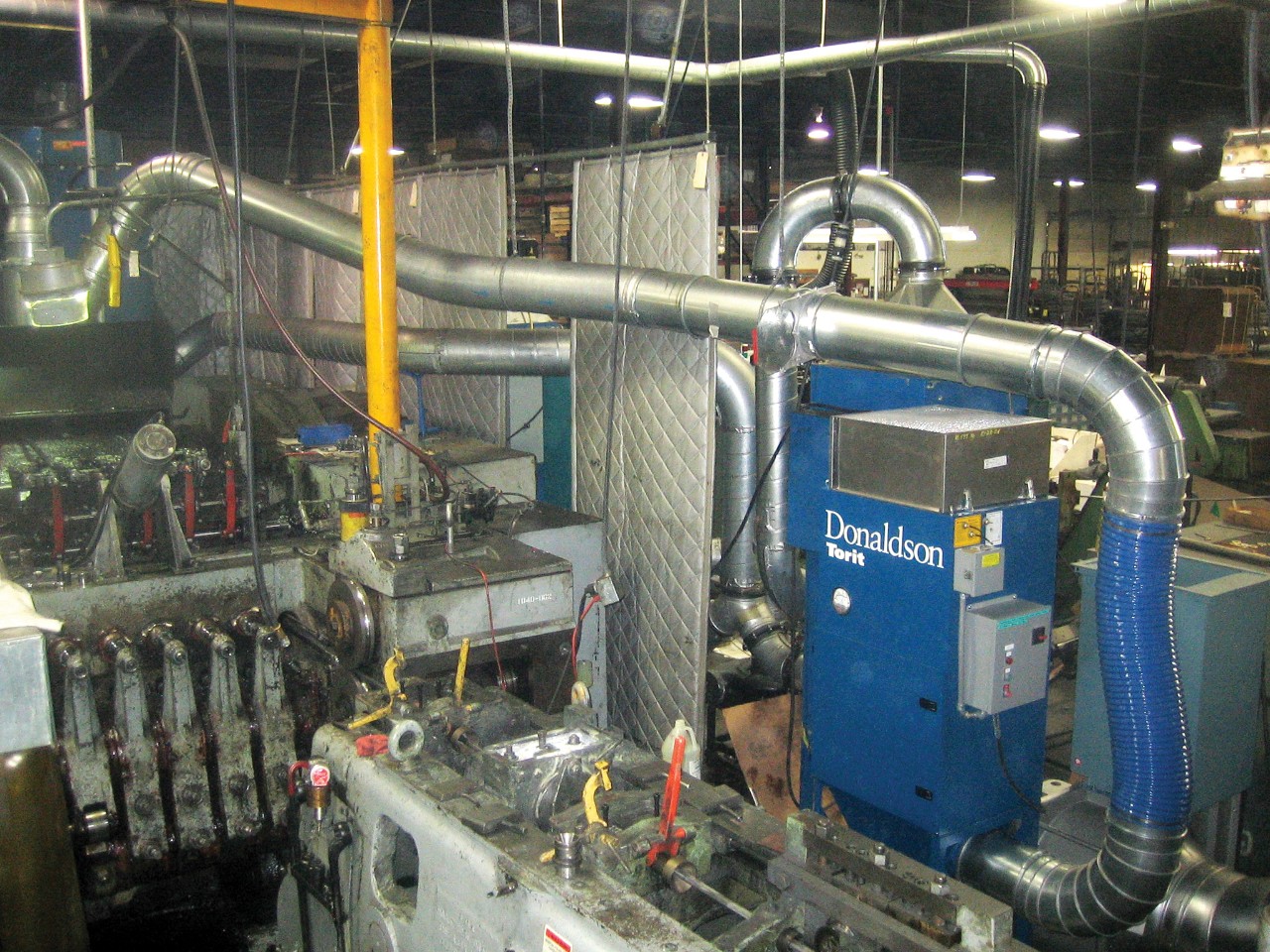  Figure 1 Épurateur WSO Donaldson Torit capturant la fumée. 